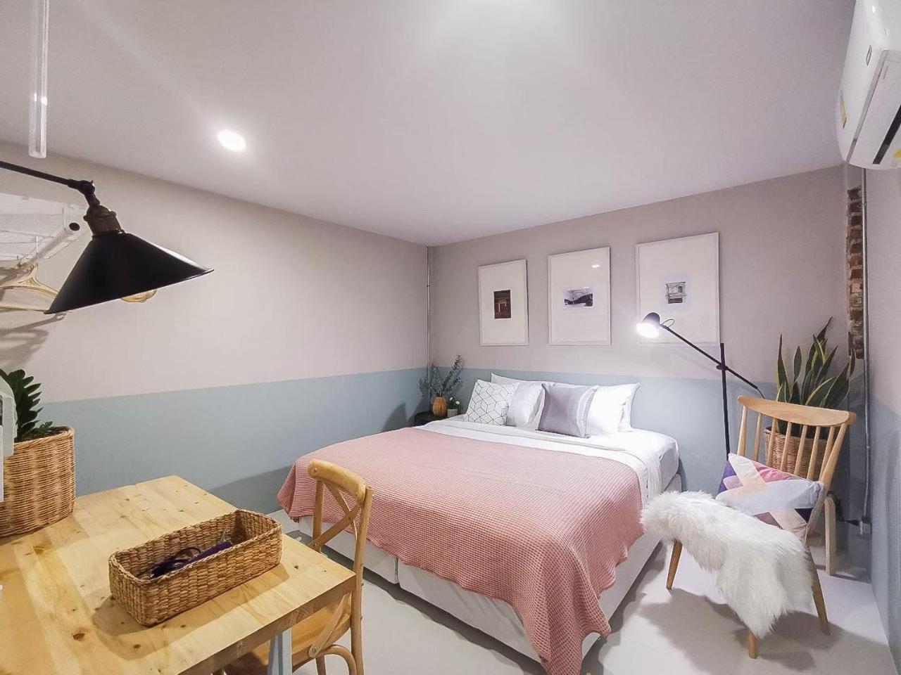 Snoozy Guesthouse Пхукет Екстер'єр фото