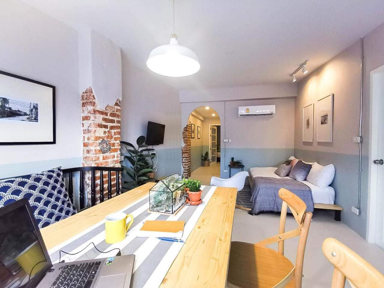 Snoozy Guesthouse Пхукет Екстер'єр фото