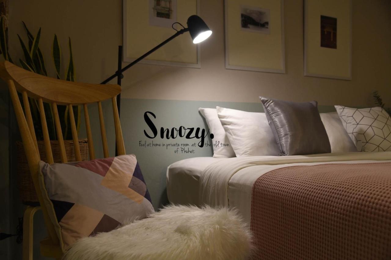 Snoozy Guesthouse Пхукет Екстер'єр фото