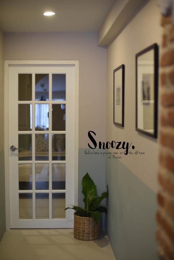 Snoozy Guesthouse Пхукет Екстер'єр фото