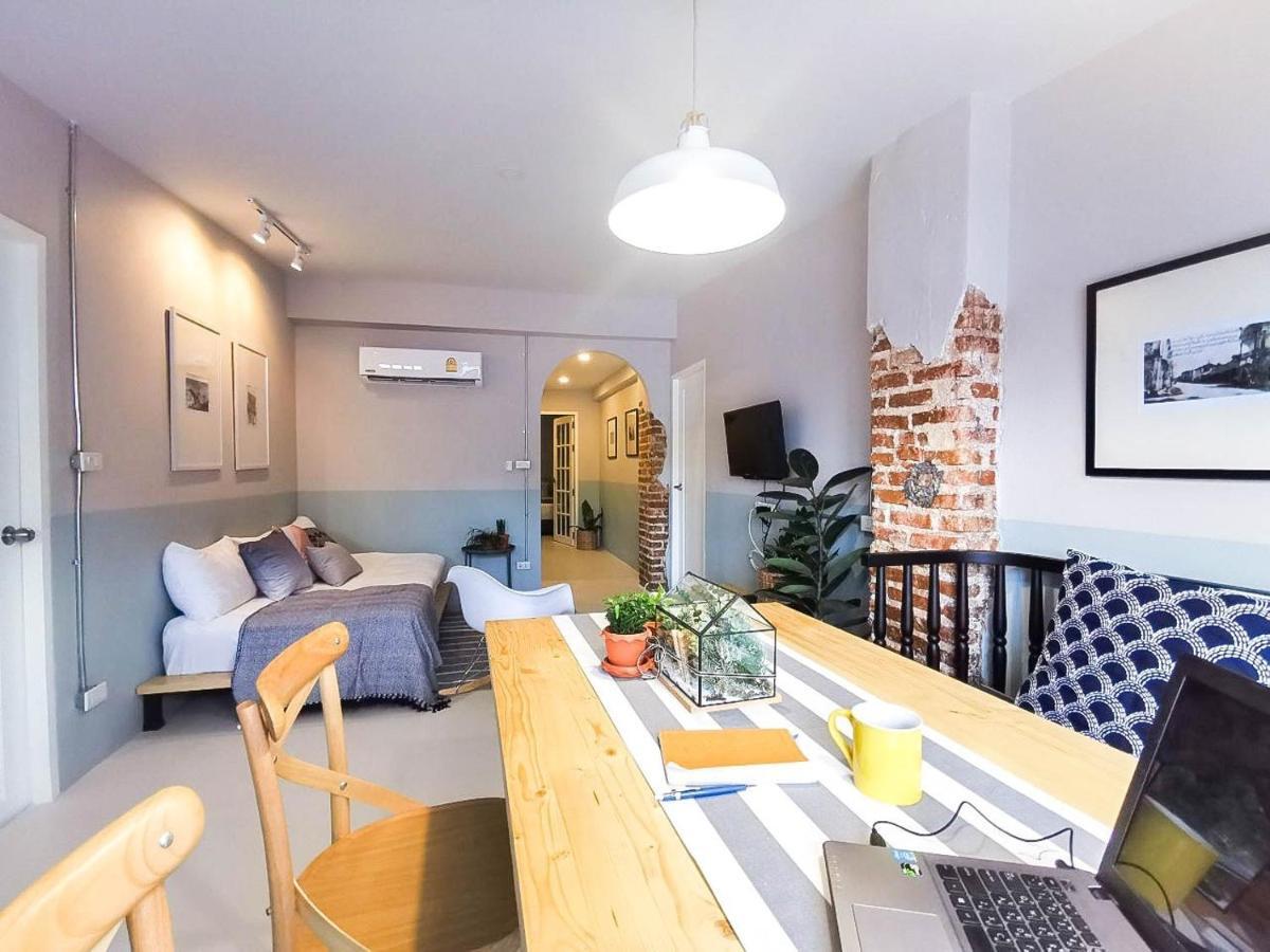 Snoozy Guesthouse Пхукет Екстер'єр фото