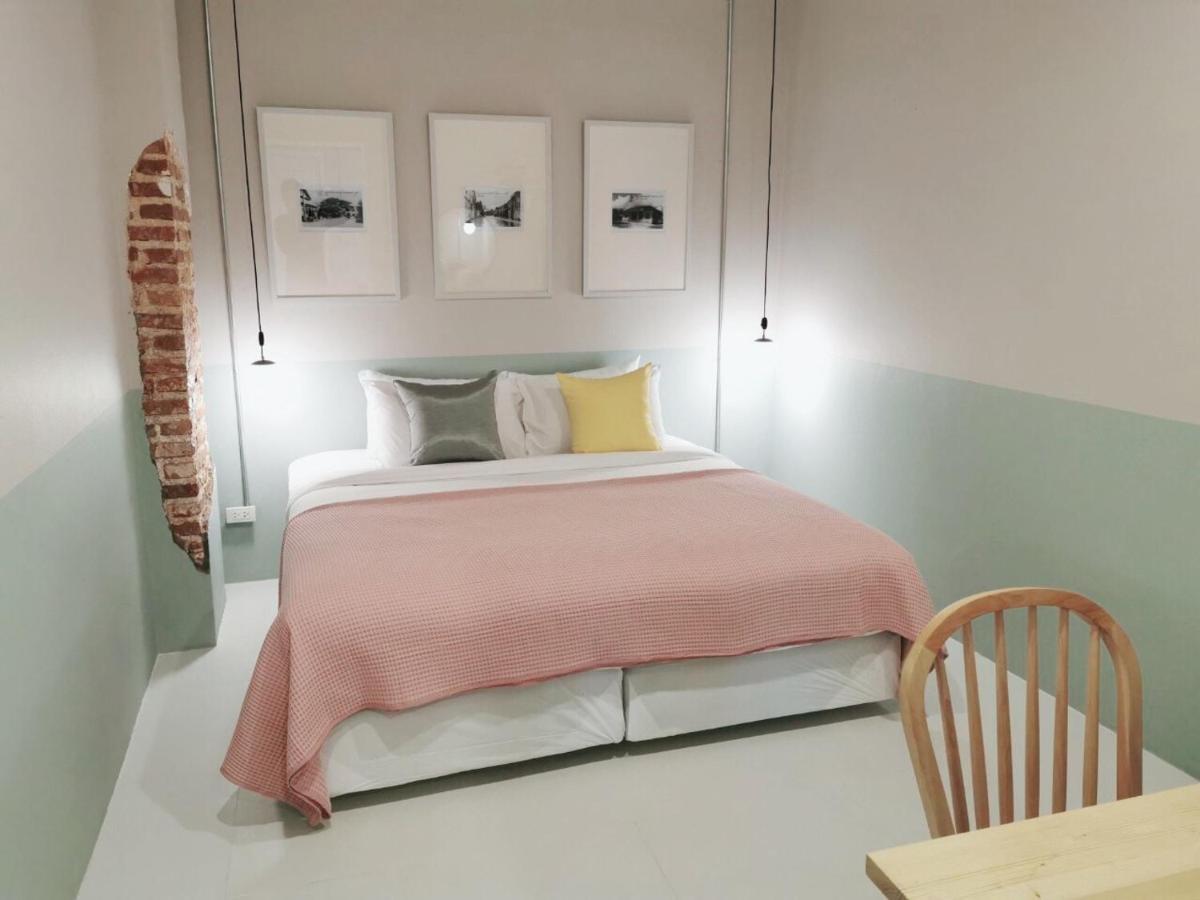 Snoozy Guesthouse Пхукет Екстер'єр фото