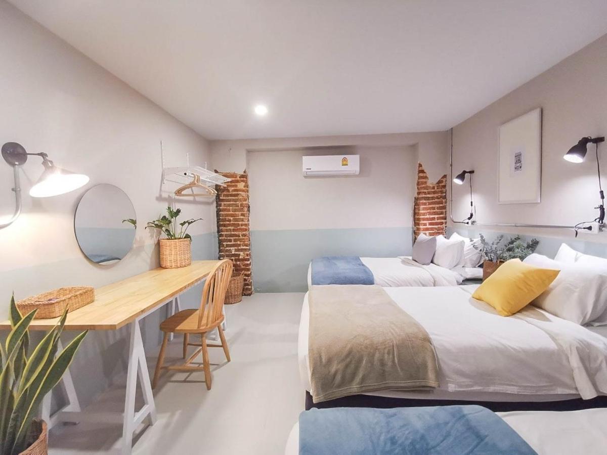 Snoozy Guesthouse Пхукет Екстер'єр фото